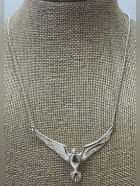 Fossil Vintage Silver Tone Bird Dove Pendant Necklace